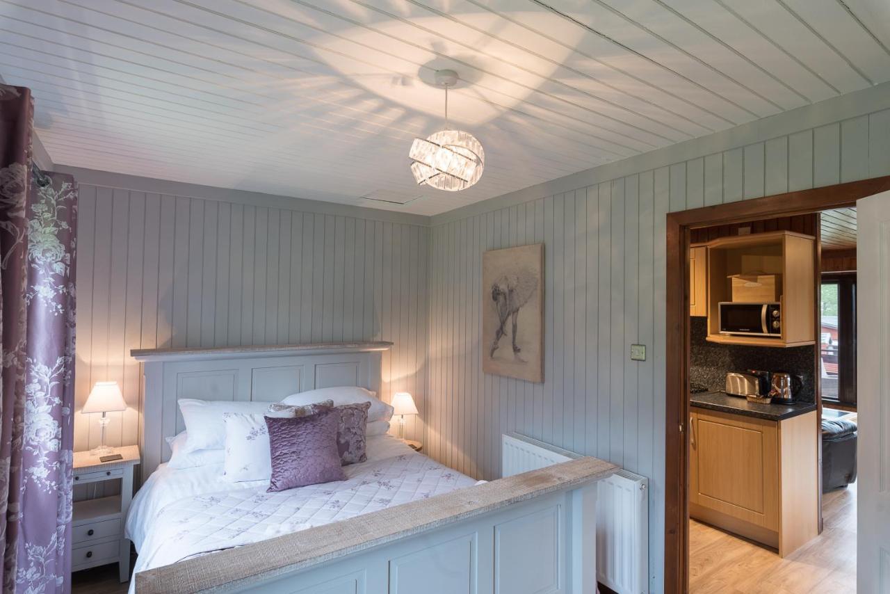 Bluebell Lodge 9 With Hot Tub นิวตันสจวร์ต ภายนอก รูปภาพ
